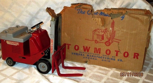 Towmotor Toy Image